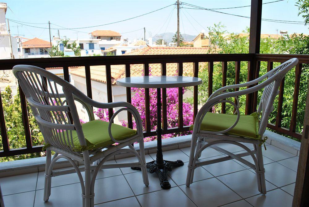 Pallas Pension Elafonissos Exterior photo